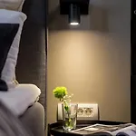 Deluxe Ploech بيت ضيافة 4*