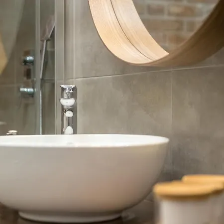 Deluxe Ploech Guest house Rijeka