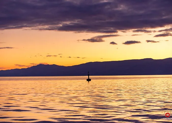 Deluxe Ploech Konukevi Rijeka