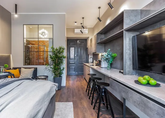 Deluxe Ploech Konukevi 4*