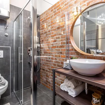 Deluxe Ploech Vendégház 4*