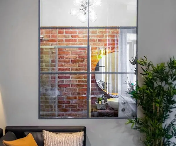 Deluxe Ploech Affittacamere